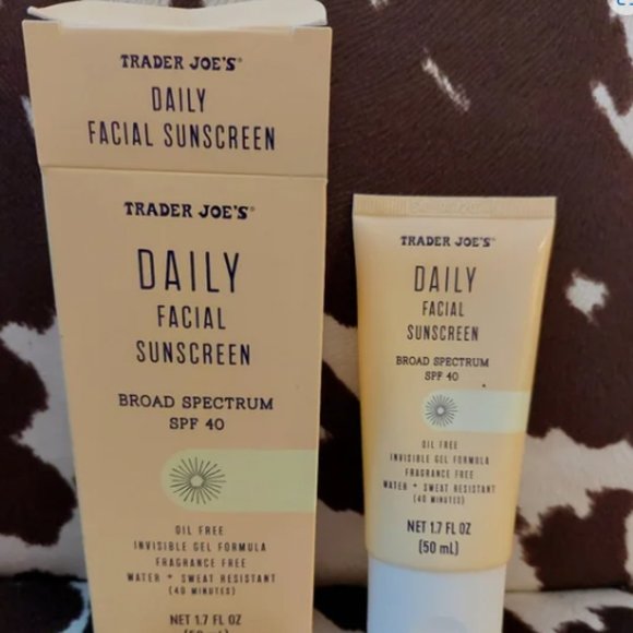 Trader Joe's Bath & Body New Trader Joes Daily Facial Sunscreen Spf